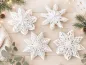 Preview: 4er Set Papier-Schneeflocken mit Magnetverschluss – Weihnachtsdeko zum Aufhängen, Fensterdeko