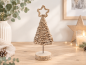 Preview: Geflochtener Weihnachtsbaum in natürlicher Bastoptik mit Holzsockel und dekorativem Stern