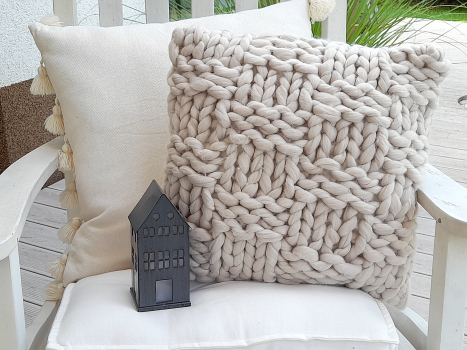 Kissen Kissenbezug beige 40 cm