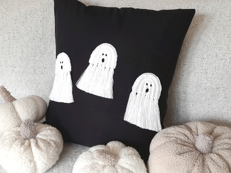 Kissen Halloween Geister schwarz weiß