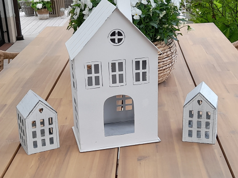 Preview: Laterne Haus Metall weiß shabby