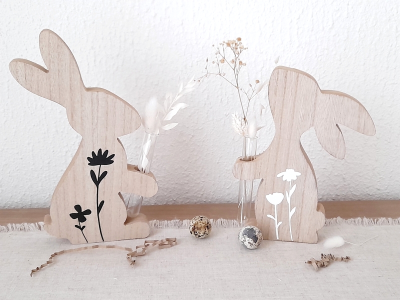 Hase Vase mit Blumen schwarz/weiß