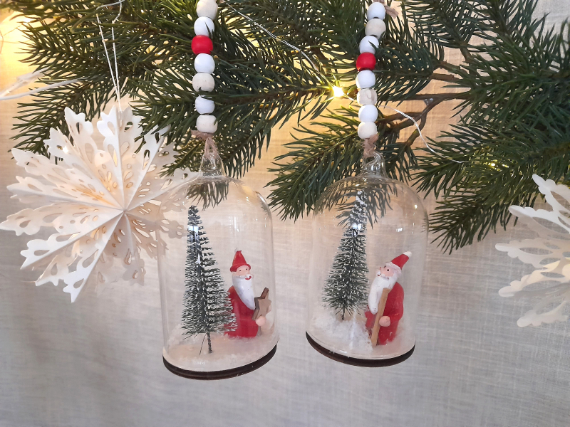Weihnachtsanhänger 2er Set mit Santa & Tannenbaum Glas